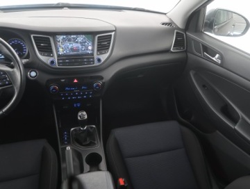 Hyundai Tucson III SUV 2.0 CRDI 136KM 2015 Hyundai Tucson 2.0 CRDi, Salon Polska, Serwis ASO, zdjęcie 7