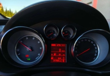 Opel Insignia I Sedan 2.0 CDTI ECOTEC 130KM 2013 Opel Insignia Opel Insignia 2.0 CDTI Cosmo 2.0 Diesel 130KM, zdjęcie 9