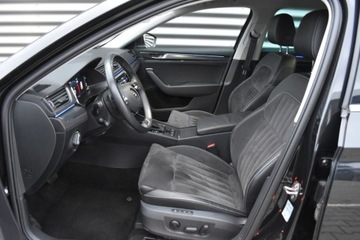 Skoda Superb III Kombi Facelifting 2.0 TSI 190KM 2021 Skoda Superb SalonPL Combi Style TSI 190KM DSG7 ACC Pakiety Matrix Alcanta, zdjęcie 28