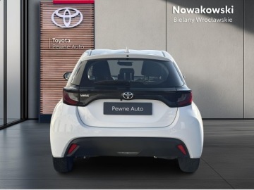 Toyota Yaris IV Hatchback 1.0 VVT-i 72KM 2022 Toyota Yaris 1.0 Comfort IV (2020-) 1.0 Comfort, zdjęcie 4