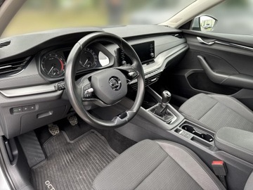 Skoda Octavia IV Liftback 1.5 TSI EVO 150KM 2021 Skoda Octavia 1.5 TSI / 150 KM FV-23%, ASO, Bezwyp, zdjęcie 9