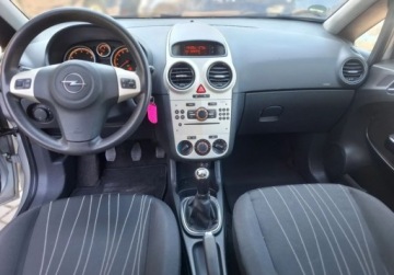 Opel Corsa D Hatchback 1.2 Twinport ECOTEC 80KM 2007 Opel Corsa Super stan 1.2 Benzyna 80KM, zdjęcie 9