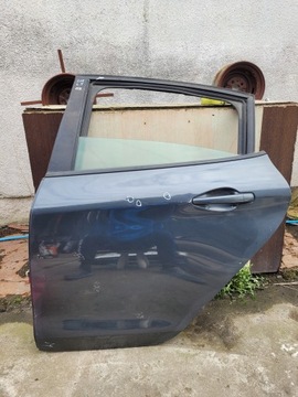 DVEŘE LEVÉ ZADNÍ PEUGEOT 208