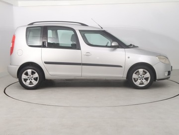 Skoda Roomster Mikrovan 1.6 i 16V 105KM 2007 Skoda Roomster 1.6 16V, Klima, Parktronic, zdjęcie 5