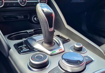 Alfa Romeo Giulia II Sedan Facelifting 2023 2.0 GME Turbo 280KM 2025 Alfa Romeo Giulia Alfa Romeo Giulia Intensa 2.0 Benzyna 280KM, zdjęcie 19