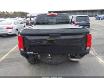 Chevrolet 2023 Chevrolet Colorado Short Box Z71 2023 2.7 Benzyna 310KM, zdjęcie 4