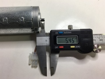 НОВЫЙ двигатель с редуктором Buhler ГЕРМАНИЯ 12V.