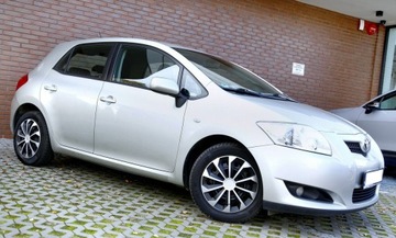 Toyota Auris I 2010 Toyota Auris Klimatronic|Parktronic|6 Bieg| Zarej|, zdjęcie 31