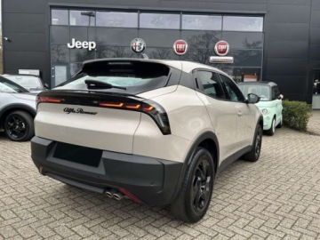 Alfa Romeo Junior SUV 1.2 Hybrid 145KM 2026 ALFA ROMEO Junior Ibrida Sprint Suv 1.2 (145KM) 2026, zdjęcie 2