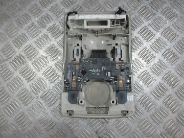 LAMPA VNITŘNÍ AUDI A4 B6 00-04R 8E097155A