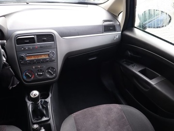 Fiat Punto Grande Punto Hatchback 5d 1.4 8v 77KM 2007 Fiat Punto 1.4, Salon Polska, Klima, El. szyby, zdjęcie 7