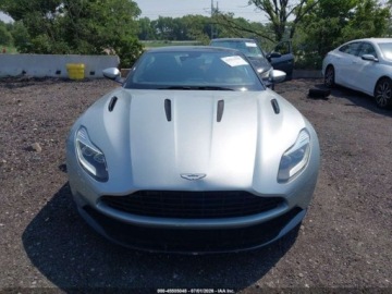 Aston Martin DB11 2017 Aston Martin DB11 Launch Edition 2017 5.2 Benzyna 600KM, zdjęcie 7