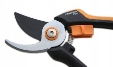 ПРЕДОХРАНИТЕЛЬНЫЕ НОЖНИЦЫ FISKARS (P321)