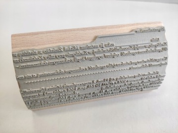 Большая марка 110x90 мм, традиционная подставка для штампа, ВАШ ЛОГОТИП.