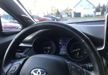 Toyota C-HR I Crossover Facelifting 2.0 Hybrid Dynamic Force 184KM 2019 Toyota C-HR Toyota C-HR 2.0 Hybrid Premiere Edition 2.0 Hybryda 184KM, zdjęcie 31