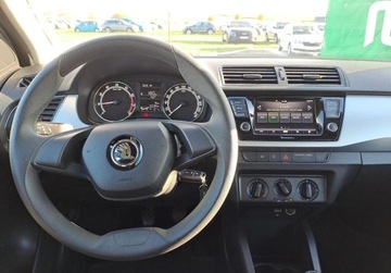 Skoda Fabia III Kombi Facelifting 1.0 TSI 95KM 2021 Skoda Fabia Ambition 1.0 TSI 95 KM Klimatyzacja LED ASO FV Benzyna, zdjęcie 4