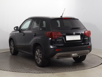 Suzuki Vitara III SUV Facelifting 1.0 BoosterJet 111KM 2019 Suzuki Vitara 1.0 BoosterJet, Salon Polska, zdjęcie 3