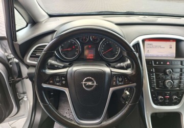 Opel Astra J Sports Tourer Facelifting 1.4 Turbo ECOTEC 140KM 2015 Opel Astra Opel Astra J Sport Tourer 1.4BenzLPG 1.4 BenzynaLPG 140KM, zdjęcie 21