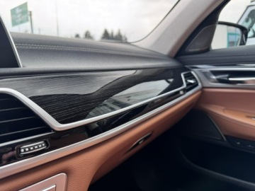 BMW Seria 7 G11-G12 Sedan 730d 265KM 2019 BMW 730 265 KM. Bezwypadkowy. Pełna opcja., zdjęcie 37