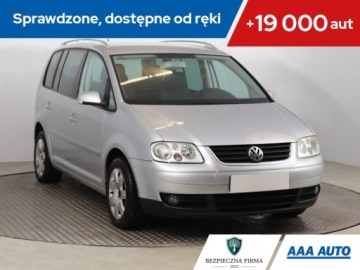 Volkswagen Touran I 2.0 FSI 150KM 2003 VW Touran 2.0 FSI, Navi, Xenon, Klima