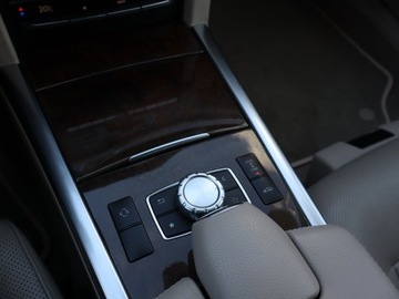 Mercedes Klasa E W212 Limuzyna Facelifting 250 CDI 204KM 2015 Mercedes E E 250 BlueTEC 4MATIC, Salon Polska, zdjęcie 18