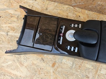 LOKETNÍ OPĚRKA MERCEDES W221 FACELIFT ČERNÁ