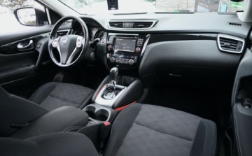 Nissan Qashqai II Crossover 1.2 DIG-T 115KM 2016 Nissan Qashqai 1.2 DIG-T N-Vision Xtronic Kamera 360 Nawigacja 1.2 Benzyna, zdjęcie 23