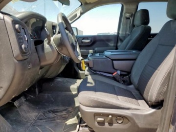 Chevrolet Silverado II 2022 Chevrolet Silverado K1500 Custom 2022 2.7l 2.7 Benzyna 310KM, zdjęcie 7