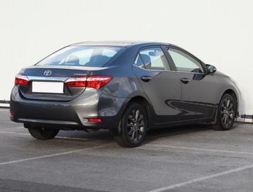 Toyota Corolla XI Sedan 1.6 Valvematic 132KM 2015 Toyota Corolla 1.6 Valvematic, Salon Polska, zdjęcie 4