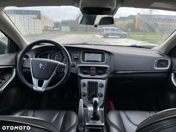 Volvo V40 II Hatchback 2.0 D3 150KM 2015 Volvo V40 II 2.0 D2, 150 KM , Ocean Race, zdjęcie 6