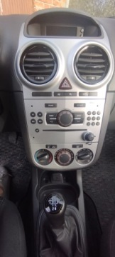 Opel Corsa E Hatchback 3d 1.3 CDTI 75KM 2014 OPEL CORSA E (X15) 1.3 CDTI (08, 68) 75 KM, zdjęcie 6