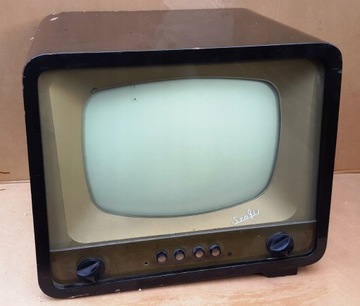 Старый ламповый телевизор СЗАФИР, 1950-е годы, Польская Народная Республика.