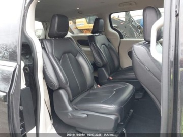 Chrysler Pacifica II 2023 Chrysler Pacifica 2023r., 3.6L 3.6 Hybryda 260KM, zdjęcie 9