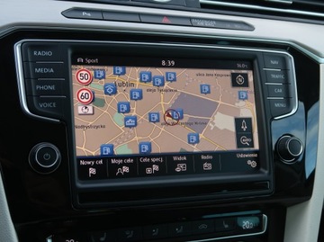 Volkswagen Passat B8 Variant 1.8 TSI BlueMotion Technology 180KM 2016 VW Passat 1.8 TSI, Salon Polska, Serwis ASO, zdjęcie 12