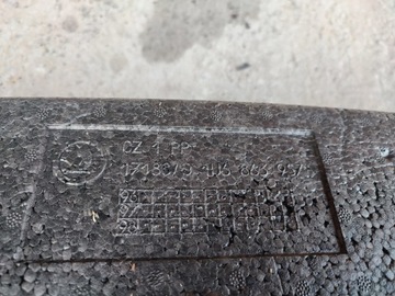 ПЕНОСТРОИТЕЛЬ, КРЕПЛЕНИЕ ЗАПАСНОГО ШИНЫ OCTAVIA I 1U6863957