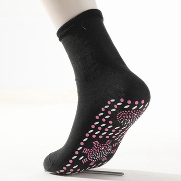 3 пары самонагревающихся термоизоляционных носков.