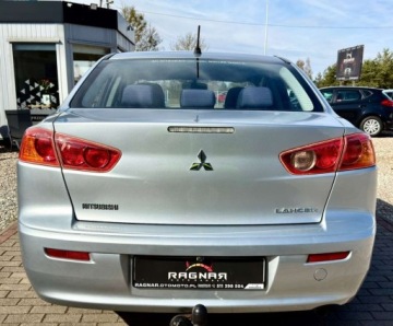 Mitsubishi Lancer IX Sedan 1.5 MIVEC 109KM 2010 Mitsubishi Lancer UDOKUMENTOWANY PRZEBIEG 1 wlasciciel BEZWYPADKOWY klimat, zdjęcie 9