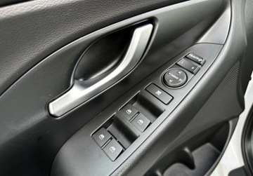 Hyundai i30 III 2023 Hyundai i30 1.5 T-GDI 48V 160KM mHEV Salon PL Modern 1.5 Hybryda 160KM, zdjęcie 11