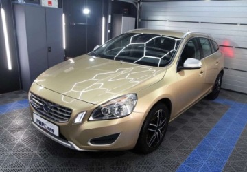 Volvo V60 I Kombi 2.0 D3 163KM 2011 Volvo V60 D3_ Automat_ Hak_ Skory_ Nawigacja_ 2.0 Diesel 163KM, zdjęcie 24