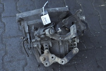 CROMA DOBLO ALFA ROMEO 159 ASTRA H VECTRA C 1.9 D JTD CDTI SKŘÍŇ M32