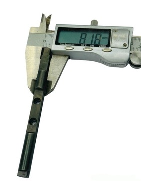 Дроссель и ось прохода 125p FSO Żuk 8,2 мм ориг