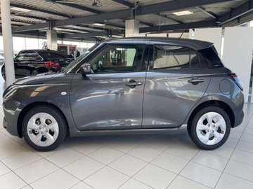 Suzuki Swift VI Hatchback Facelifting 1.2 DualJet SHVS 83KM 2025 SUZUKI Swift Premium Plus 1.2 Dualjet SHVS Hatchback 83KM 2025, zdjęcie 2