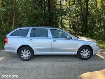Skoda Octavia II Kombi 1.6 TDI CR DPF 105KM 2010 Skoda Octavia Skoda Octavia 1.6 Diesel 105KM, zdjęcie 1
