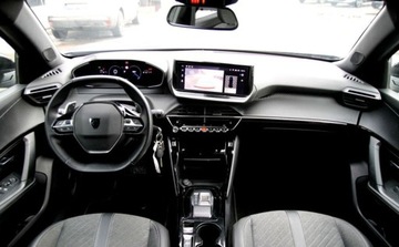 Peugeot 2008 II SUV 1.2 PureTech 130KM 2023 Peugeot 2008 PureTech 130 Allure SS EAT8 2023 Polift SalonPLGwarancja od, zdjęcie 8