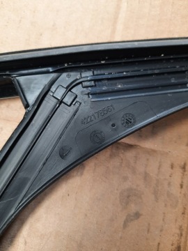 Insignia B II 2.0 хромированный уплотнитель двери справа спереди, 19 век