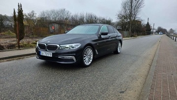 BMW Seria 5 G30-G31 Limuzyna 520d 190KM 2017 BMW Seria 5 BMW 520 Luxury Line Head Up Skor...