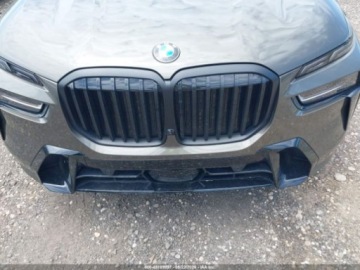 BMW X7 2025 BMW X7 2025 BMW X7 XDRIVE40I 3.0 Benzyna 375KM, zdjęcie 4