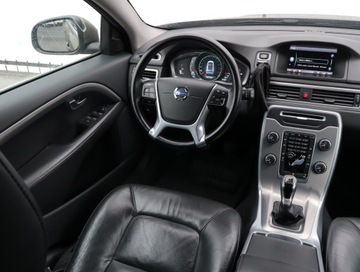 Volvo V70 III Kombi Facelifting 2.0 D4 DRIVE-E 181KM 2014 Volvo V70 D4, 178 KM, Skóra, Navi, Klima, zdjęcie 6