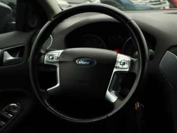 Ford Mondeo IV Kombi 2.0 Duratorq TDCi DPF 140KM 2013 Ford Mondeo 2.0 TDCi, Salon Polska, Klima, zdjęcie 18