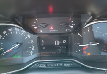 Citroen C3 Aircross  I Crossover Facelifting 1.2 PureTech 130KM 2023 Citroen C3 Aircross Max EAT6 2024 Od RIA 1.2 Benzyna 130KM, zdjęcie 15